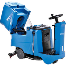 Load image into Gallery viewer, Global Industrial™ Auto Ride-On Floor Scrubber, 22" Cleaning Path